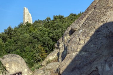 Sunrise görünümünü antik Trakya şehir olan Perperikon, bölge, Bulgaristan