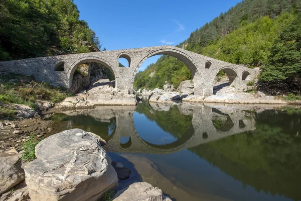 Amazing Reflection Devil Bridge Arda River Rhodopes Mountain Kardzhali Region — Fotografia de Stock
