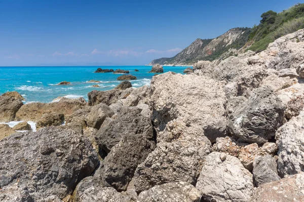 驚くほどのメガリ ペトラ ビーチ レフカダ島 イオニア諸島 ギリシャの青い海の風景 — ストック写真