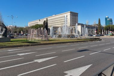 Madrid, İspanya - 21 Ocak 2018: Yapı Bakanlığı istihdam ve sosyal güvenlik şehir Madrid, İspanya