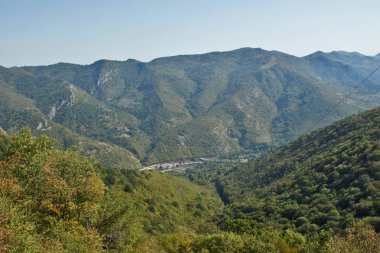 Glozhene Manastırı, Stara Planina Dağı (koca Balkan Dağları), Lofça bölge, Bulgaristan yakınındaki muhteşem manzara