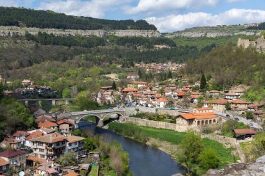 Veliko Tarnovo, Bulgaristan - 9 Nisan 2017: ikinci Bulgar İmparatorluğu Ortaçağ Kalesi Tsarevets, Veliko Tarnovo, Bulgaristan başkenti kalıntıları