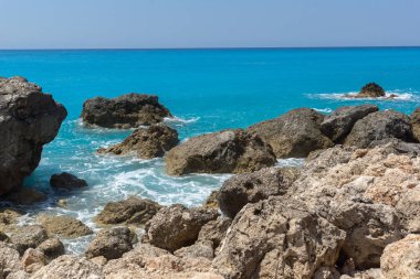 Megali Petra Beach, Lefkada, Ionian Islands, Yunanistan mavi suların deniz manzarası inanılmaz