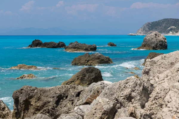 Erstaunliche Meereslandschaft Mit Blauem Wasser Von Megali Petra Strand Lefkada — Stockfoto