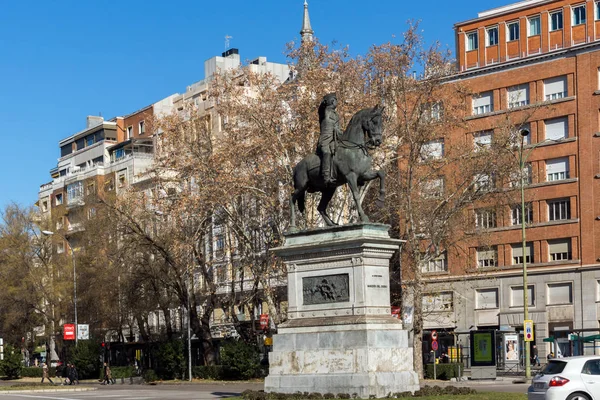 Madrid España Enero 2018 Monumento Marques Del Duero Calle Paseo — Foto de Stock