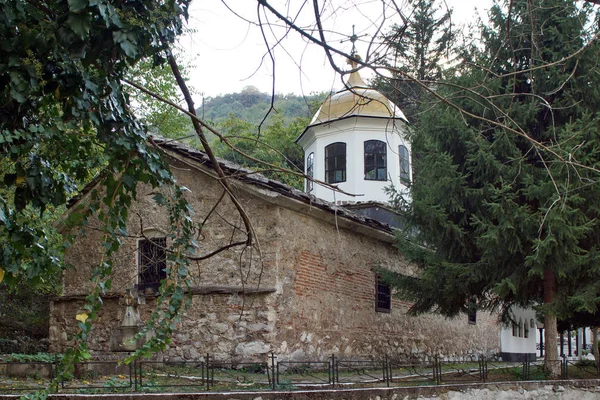 Середньовічний Чернечий Монастир Успіння Ватца Болгарія — стокове фото