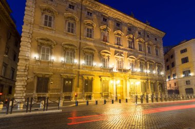 Roma, İtalya - 23 Haziran 2017: Palazzo Giustiniani Roma, İtalya, güzel bir gece görünümü