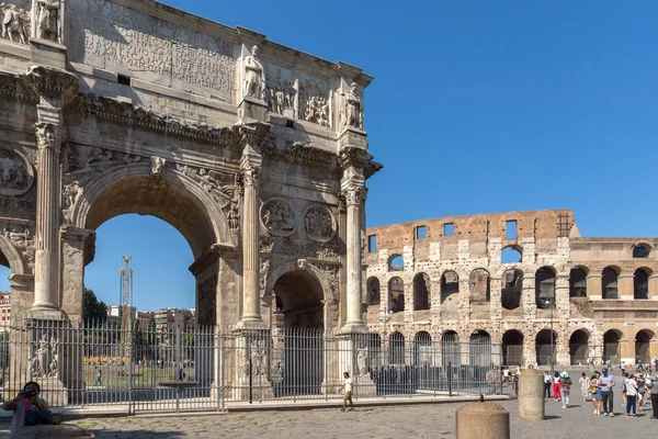 Roma Itália Junho 2017 Vista Incrível Arco Constantino Perto Coliseu — Fotografia de Stock