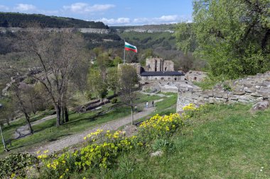 Veliko Tarnovo, Bulgaristan - 9 Nisan 2017: ikinci Bulgar İmparatorluğu Ortaçağ Kalesi Tsarevets, Veliko Tarnovo, Bulgaristan başkenti kalıntıları
