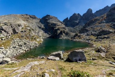 Muhteşem manzara korkunç göl, Rila Dağı, Bulgaristan
