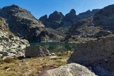 Muhteşem manzara korkunç göl, Rila Dağı, Bulgaristan