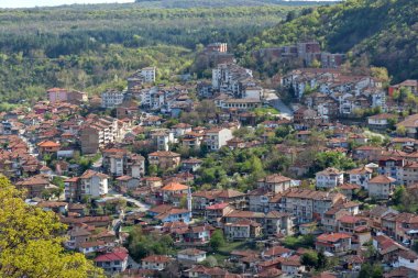 Veliko Tarnovo, Bulgaristan - 9 Nisan 2017: Panoramamic görünüm, şehir, Veliko Tarnovo, Bulgaristan