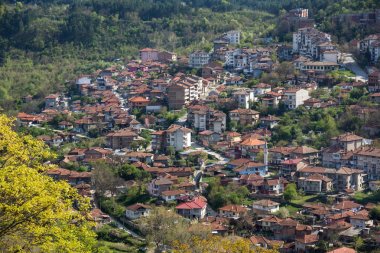 Veliko Tarnovo, Bulgaristan - 9 Nisan 2017: Panoramamic görünüm, şehir, Veliko Tarnovo, Bulgaristan