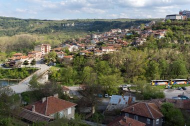 Veliko Tarnovo, Bulgaristan - 9 Nisan 2017: Panoramamic görünüm, şehir, Veliko Tarnovo, Bulgaristan