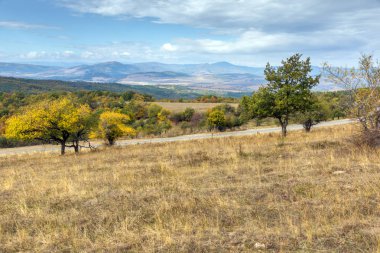 Sonbahar Panoramic view Cherna Gora dağın, Pernik bölge, Bulgaristan