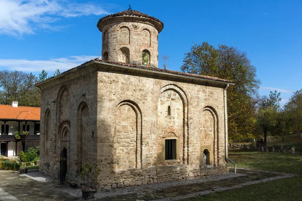 Vista Otoño Del Monasterio Zemen Del Siglo Región Pernik Bulgaria — Foto de Stock