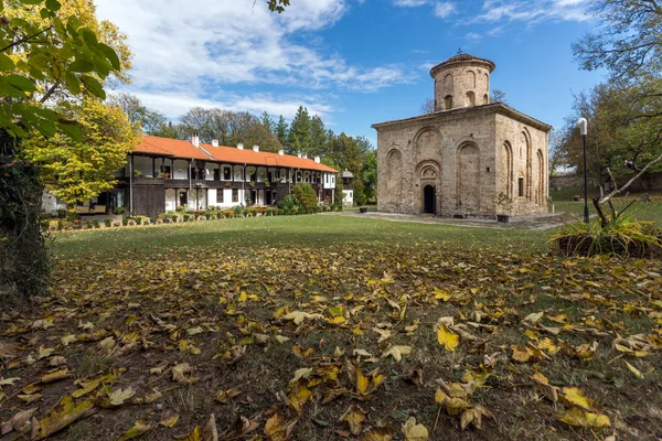 Vista Otoño Del Monasterio Zemen Del Siglo Región Pernik Bulgaria — Foto de Stock