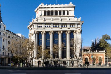 Madrid, İspanya - 21 Ocak 2018: Cervantes Enstitüsü Alcala cadde şehir Madrid, İspanya'nın bina