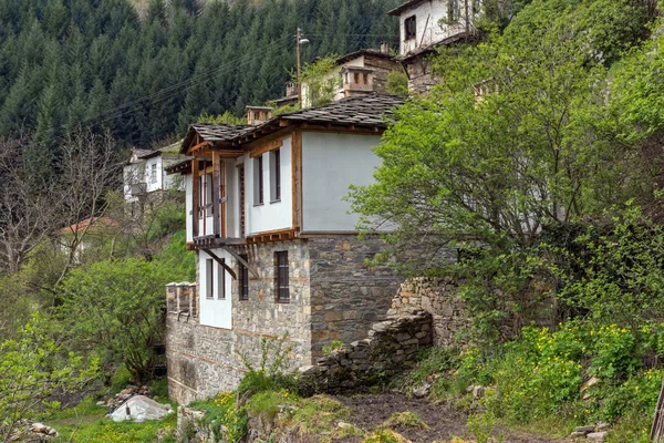 Αυθεντικό Χωριό Του Κοσσυφοπεδίου Δέκατο Ένατο Αιώνα Στεγάζει Περιοχής Πλόβντιβ — Φωτογραφία Αρχείου