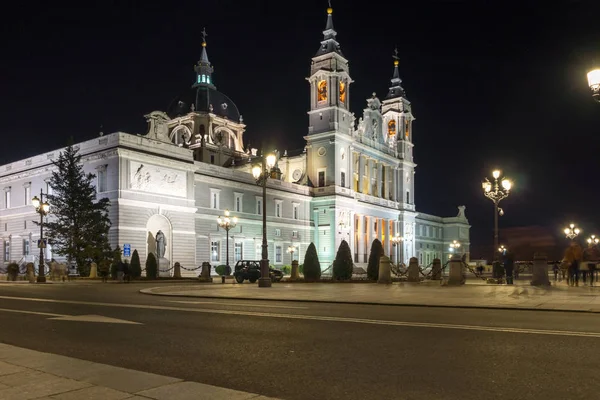 Madrid Spain January 2018 Night Photo Almudena Cathedral City Madrid – stockfoto