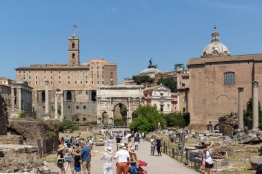 Rome, İtalya - 24 Haziran 2017: Panoramik şehir Roma, İtalya'nın Roma Forumu