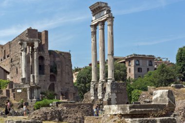 Rome, İtalya - 24 Haziran 2017: Dioscuri Tapınağı şehir Roma, İtalya'nın Roma Forumu