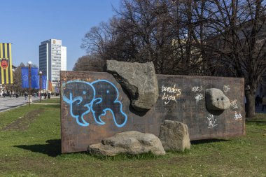 Pernik, Bulgaristan - 12 Mart 2014: Pernik, Bulgaristan şehir merkezinin panoramik