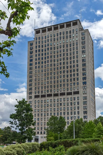 Londra - 15 Haziran 2016: Thames Nehri ve Londra, İngiltere panoramik manzaralı