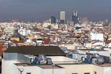 Madrid, İspanya - 24 Ocak 2018: Panoramik şehir Madrid Circulo de Bellas Artes, İspanya'dan