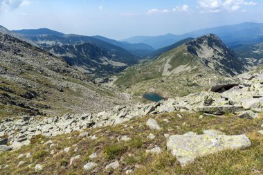 Muhteşem manzara keçi göl, Pirin Dağı, Bulgaristan