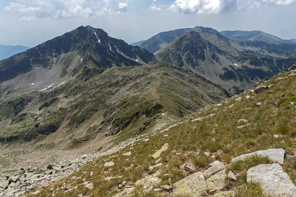 Increíble Paisaje Del Pico Yalovarnika Montaña Pirin Bulgaria —  Fotos de Stock