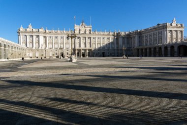 Madrid, İspanya - 22 Ocak 2018: Royal Palace of Madrid, İspanya'nın güzel manzarasına