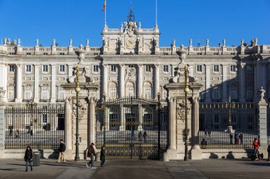 Madrid, İspanya - 22 Ocak 2018: Royal Palace of Madrid, İspanya'nın güzel manzarasına