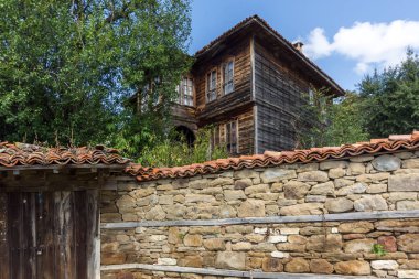 Zheravna mimari rezerv on dokuzuncu yüzyıl ile evler, Sliven bölge, Bulgaristan
