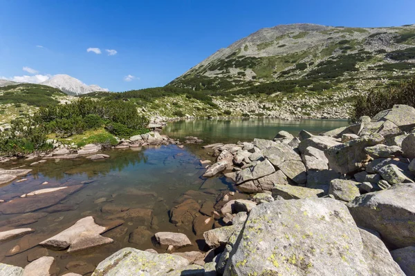 Удивительный Ландшафт Длинным Озером Гора Пирин Болгария — стоковое фото