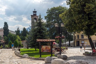 Bansko, Bulgaristan - 13 Ağustos 2013: Şehir, Bansko, Blagoevgrad bölge, Bulgaristan otantik on dokuzuncu yüzyıl evlerde