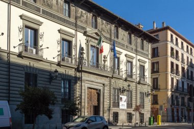 Madrid, İspanya - 22 Ocak 2018: Tipik Street City, Madrid, İspanya