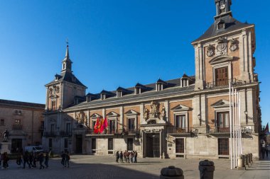 Madrid, İspanya - 22 Ocak 2018: Görünüm Plaza de la Villa şehir Madrid, İspanya, Amazing