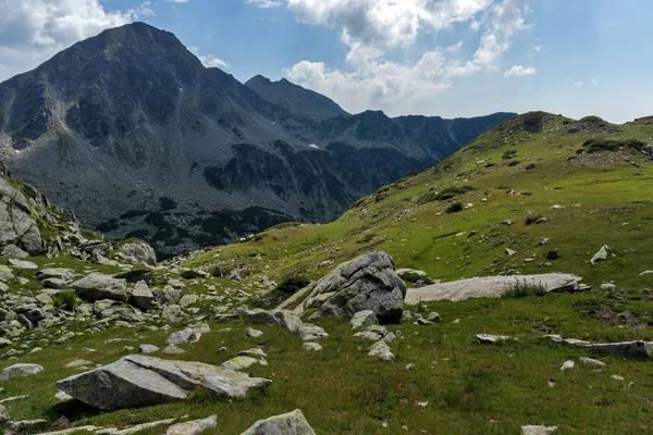Increíble Paisaje Del Pico Yalovarnika Montaña Pirin Bulgaria —  Fotos de Stock