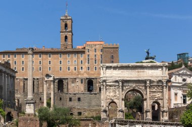 Rome, İtalya - 24 Haziran 2017: Capitoline Tepesi, Septimius Severus Arch Roma Forumu Roma, İtalya