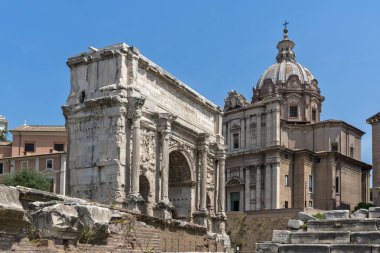 Rome, İtalya - 24 Haziran 2017: Capitoline Tepesi, Septimius Severus Arch Roma Forumu Roma, İtalya