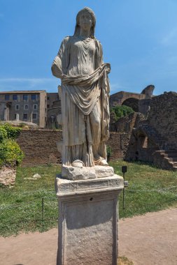 Rome, İtalya - 24 Haziran 2017: Vesta Tapınağı Roma, İtalya Roma Forumu görünümünü şaşırtıcı