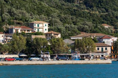 Vasiliki, Lefkada, Yunanistan 16 Temmuz 2014: Panoramik Vasiliki Köyü, Lefkada, Ionian Islands, Yunanistan