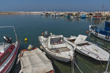 Taşöz, Yunanistan - 5 Nisan 2016: Bağlantı noktası, Skala Kallirachis, Thassos Adası, Doğu Makedonya ve Trakya, Yunanistan  
