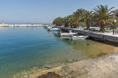 Taşöz, Yunanistan - 5 Nisan 2016: Bağlantı noktası, Skala Sotiros, Thassos Adası, Doğu Makedonya ve Trakya, Yunanistan  