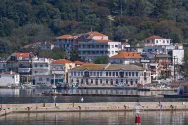 Thassos, Yunanistan - 5 Nisan 2016: Thassos şehri, Doğu Makedonya ve Trakya Yunanistan panoramik manzaralı 
