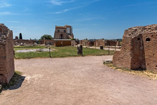 Rom Italien Juni 2017 Panoramautsikt Över Ruinerna Palatinska Kullen Staden — Stockfoto