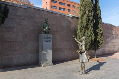 Madrid, İspanya - 24 Ocak 2018: Heykel Las Ventas Bullring önünde (Plaza de Toros de Las Ventas) şehir Madrid, İspanya