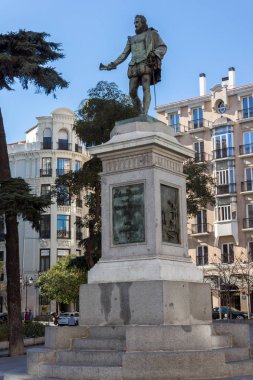 Madrid, İspanya - 22 Ocak 2018: Heykel, Miguel de Cervantes Madrid şehir, İspanya