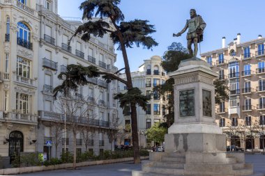 Madrid, İspanya - 22 Ocak 2018: Heykel, Miguel de Cervantes Madrid şehir, İspanya